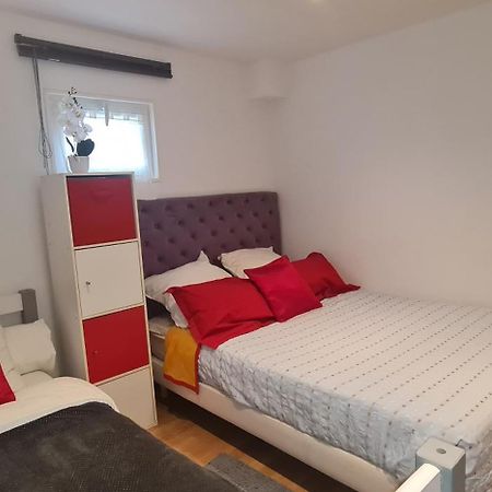 Belle Maison Avec Jardin Rdc T3 De 70M2 Vacances Ou Cure Thermale Rochefort Zewnętrze zdjęcie