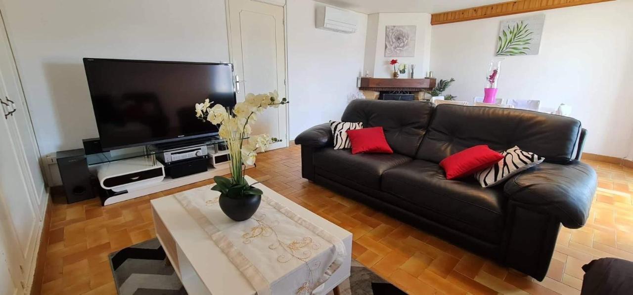 Belle Maison Avec Jardin Rdc T3 De 70M2 Vacances Ou Cure Thermale Rochefort Zewnętrze zdjęcie