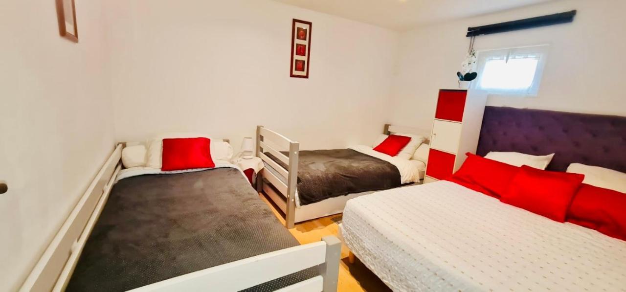 Belle Maison Avec Jardin Rdc T3 De 70M2 Vacances Ou Cure Thermale Rochefort Zewnętrze zdjęcie